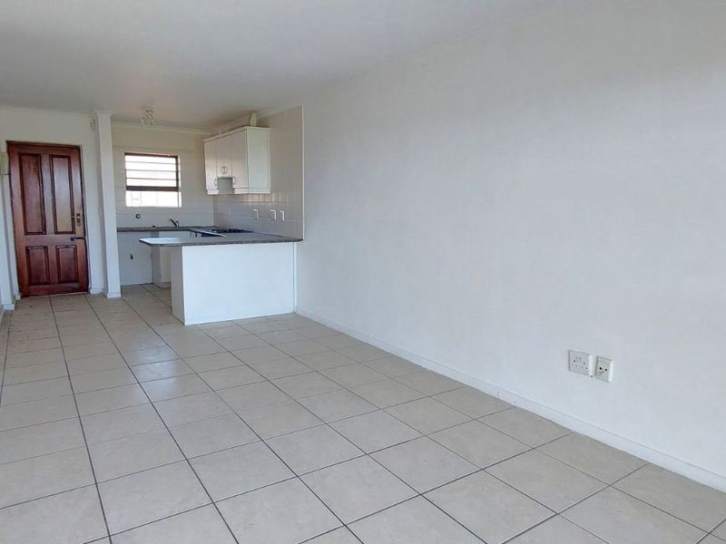 Apartment For Sale in Fairview Golf Estate - Photo 7