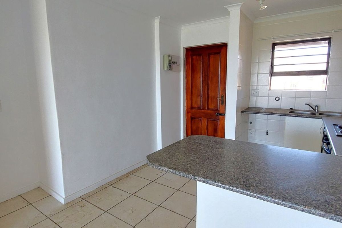 Apartment For Sale in Fairview Golf Estate - Photo 4