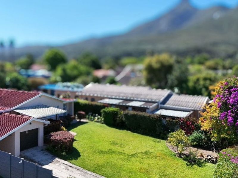 House For Sale in Denneoord - Photo 1