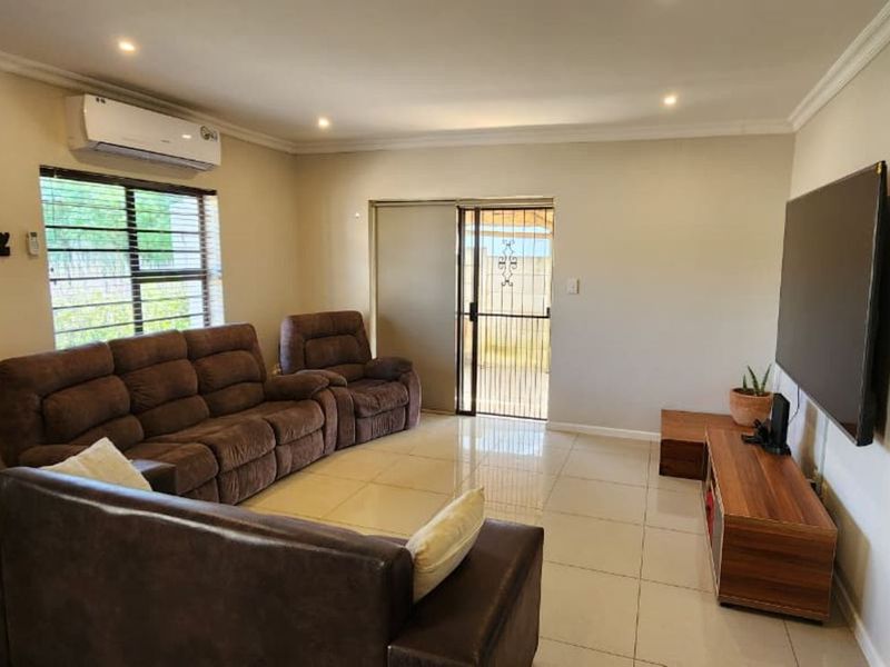 House For Sale in Tafelzicht - Photo 3