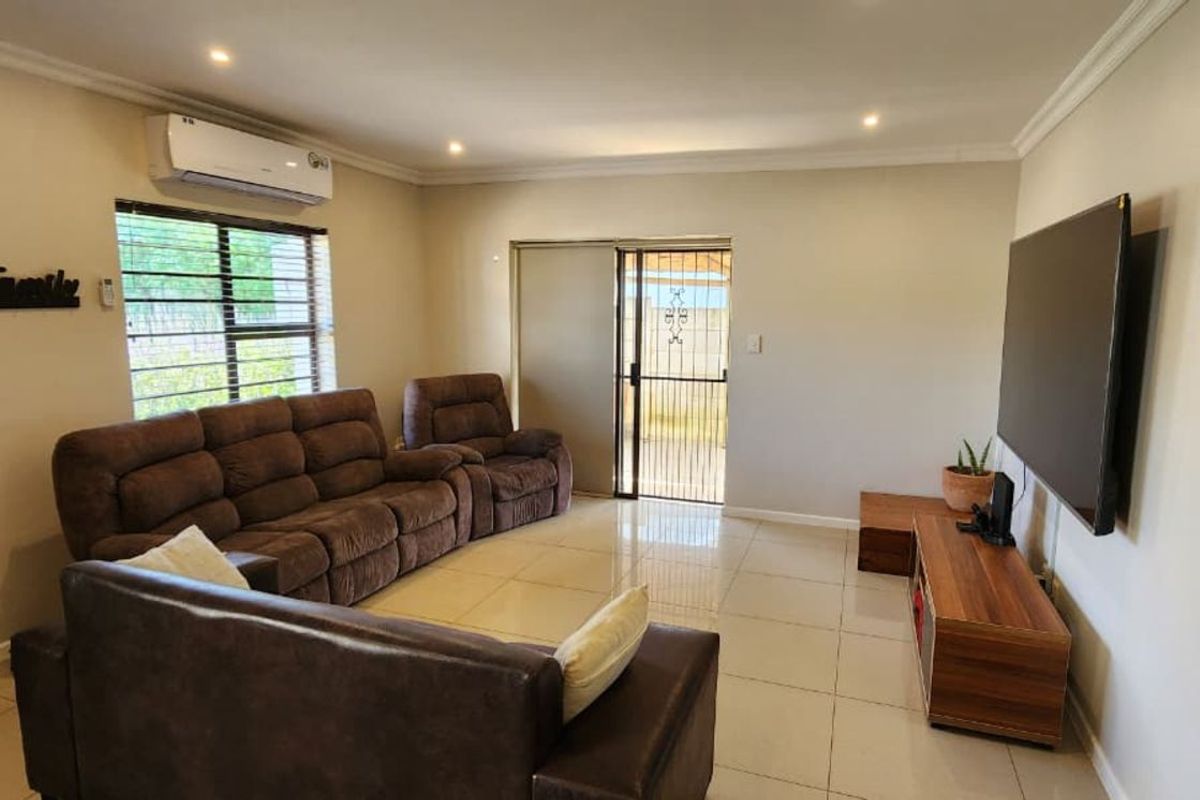 House For Sale in Tafelzicht - Photo 3