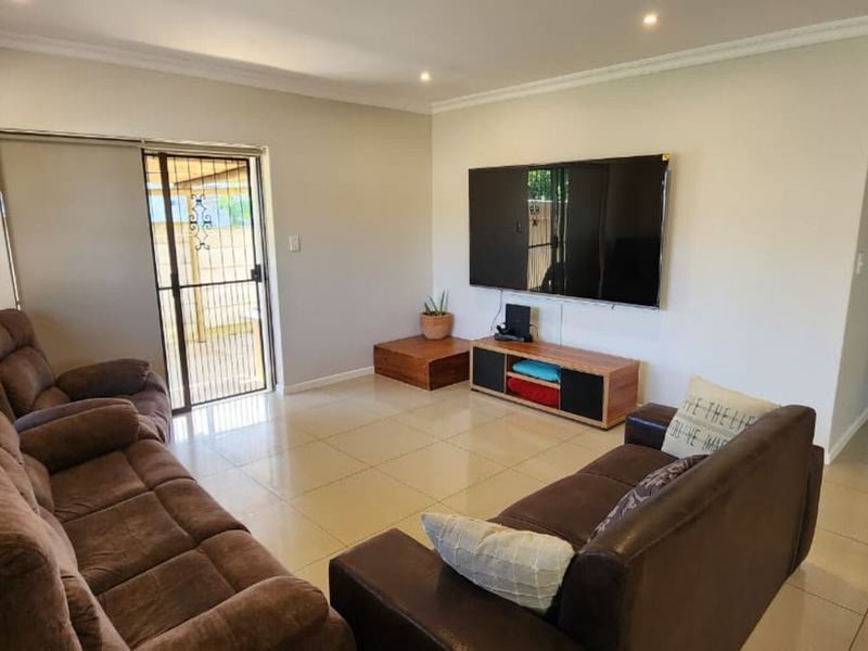 House For Sale in Tafelzicht - Photo 4