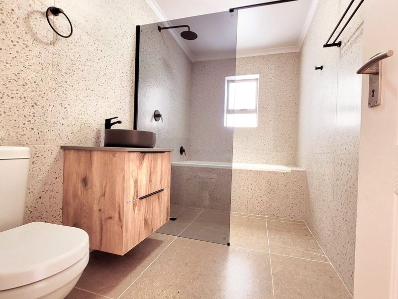 House For Sale in Saldanha Heights - Photo 10