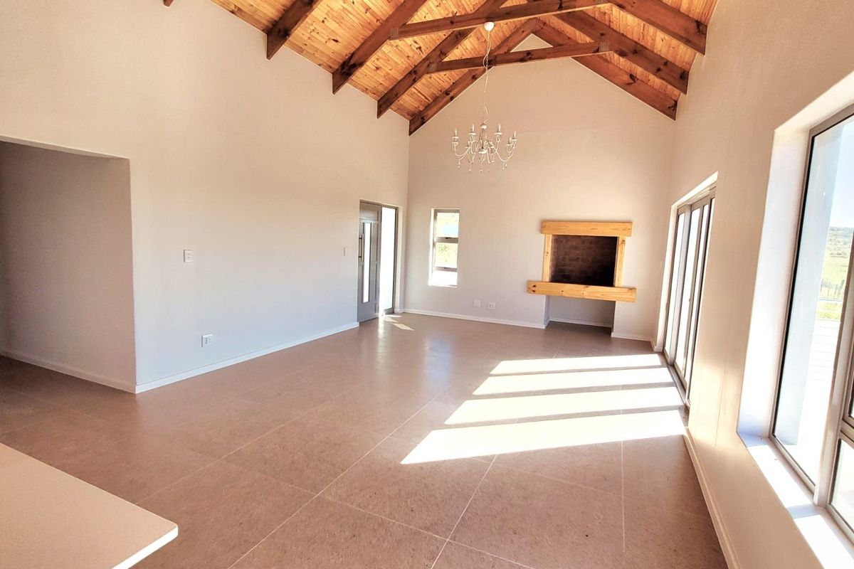House For Sale in Saldanha Heights - Photo 2