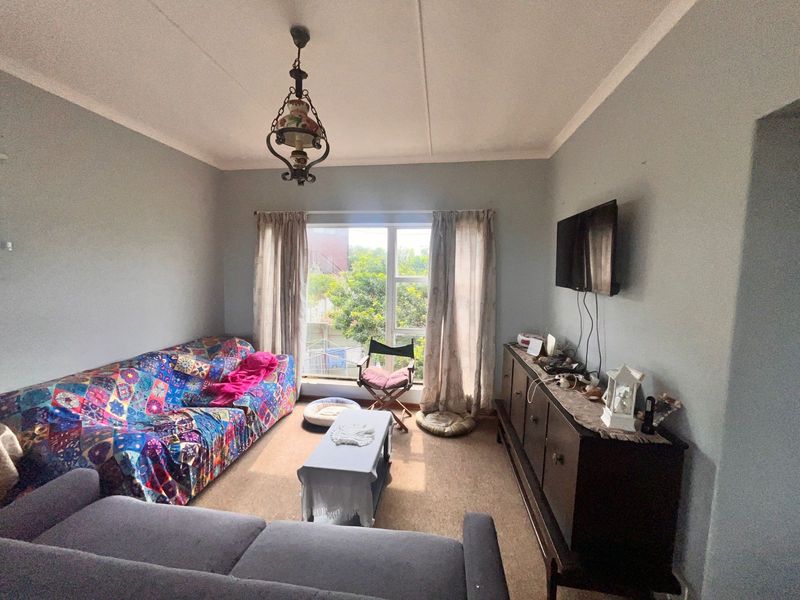 House For Sale in Aston Bay - Photo 8