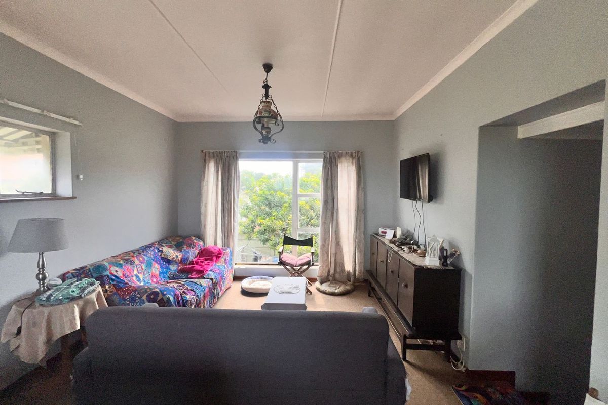 House For Sale in Aston Bay - Photo 5