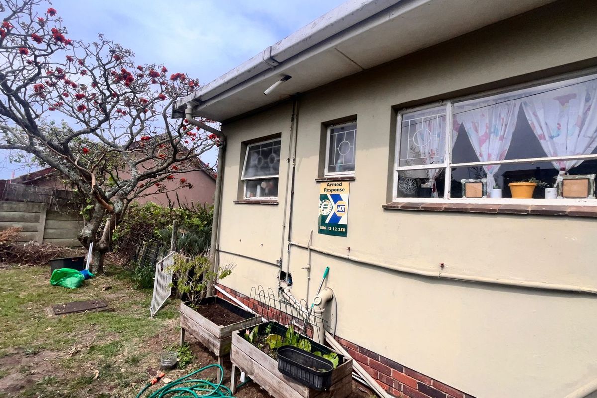 House For Sale in Aston Bay - Photo 4