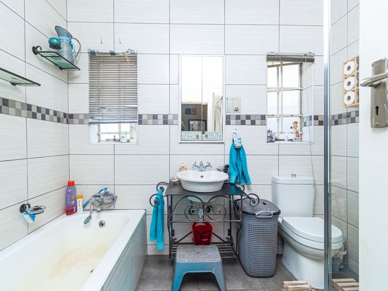 House For Sale in Blairgowrie - Photo 9