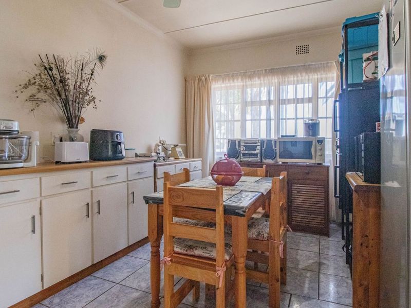 House For Sale in Ashton Central - Photo 10