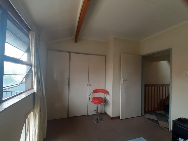 Apartment For Sale in Valhalla - Photo 8