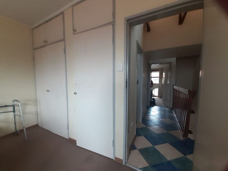 Apartment For Sale in Valhalla - Photo 10