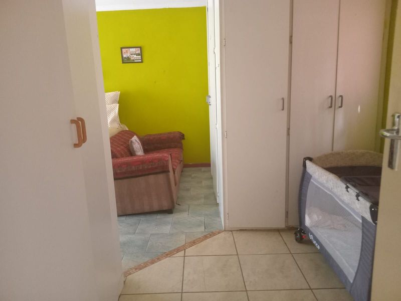 House For Sale in Karenpark - Photo 5