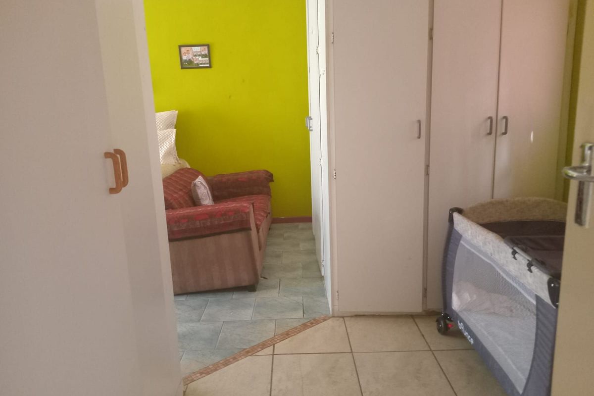 House For Sale in Karenpark - Photo 5