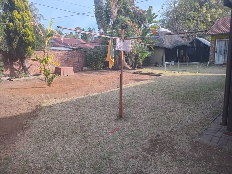 House For Sale in Karenpark - Photo 3