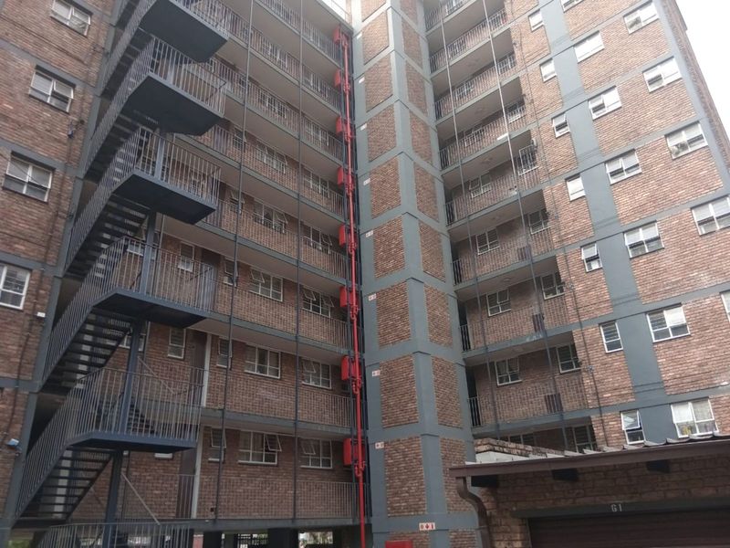 Apartment For Sale in Pretoria Central - Photo 1