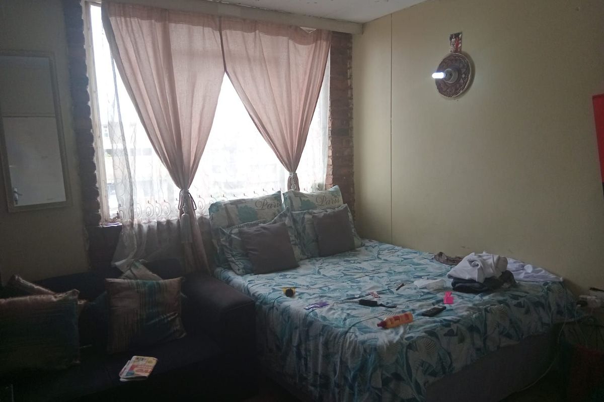 Apartment For Sale in Pretoria Central - Photo 4