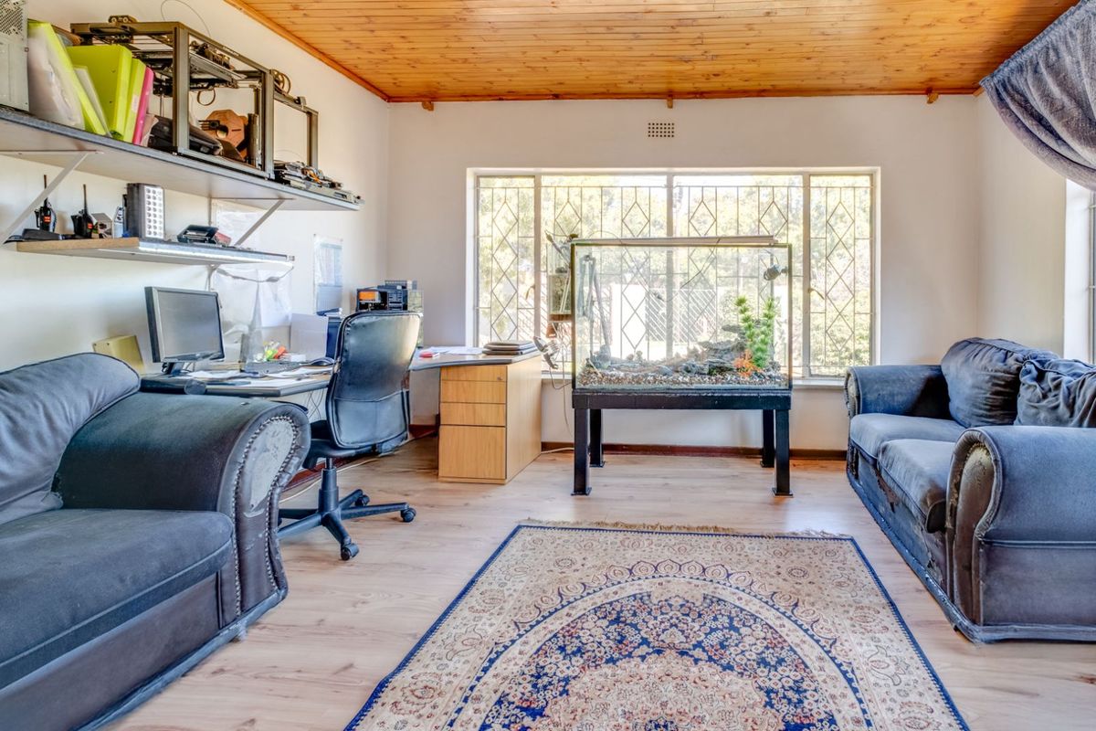 House For Sale in Witpoortjie - Photo 4