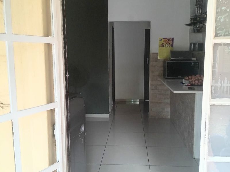 Townhouse For Sale in Florida - Photo 10