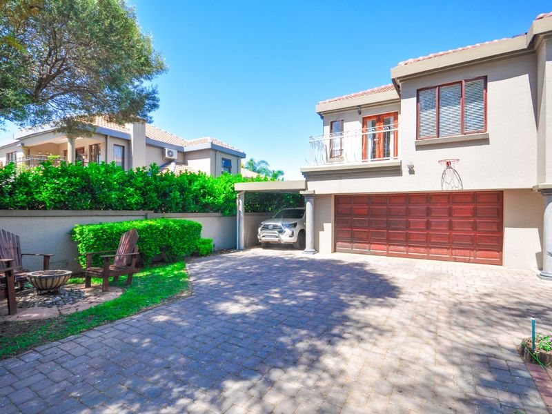 House For Sale in Highveld - Photo 2