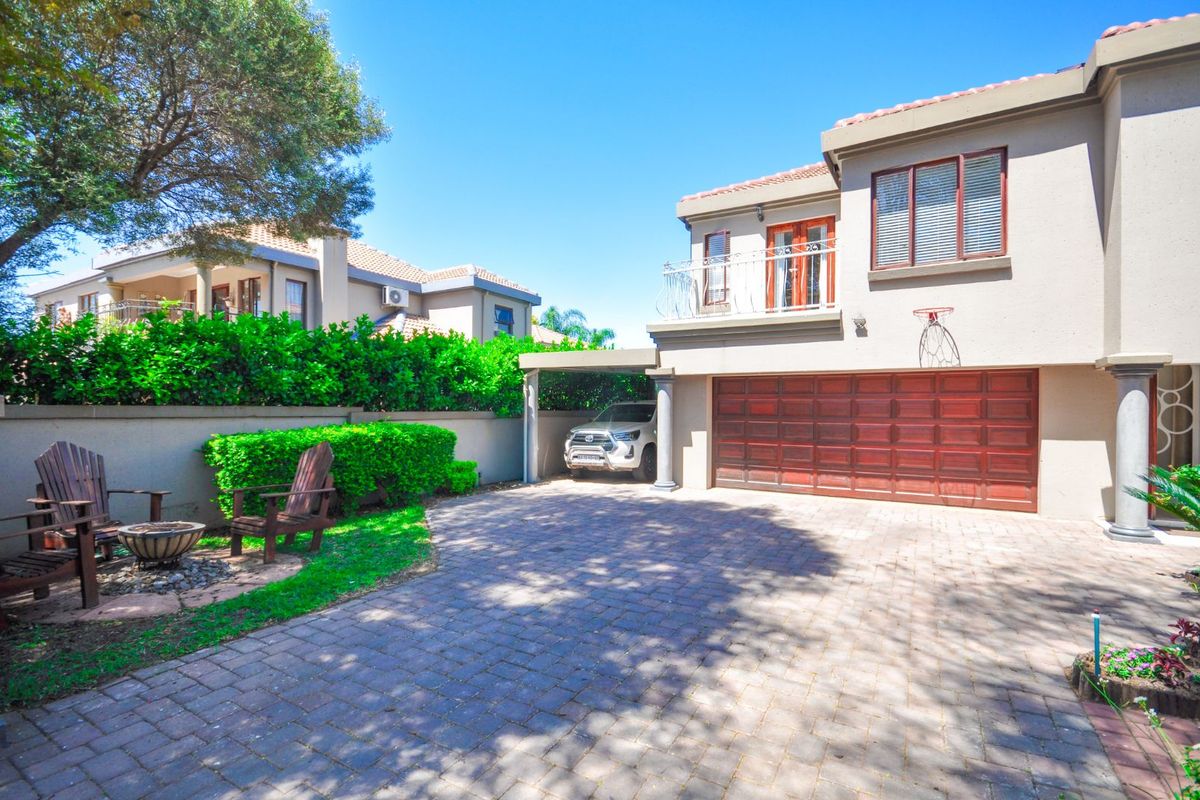 House For Sale in Highveld - Photo 2