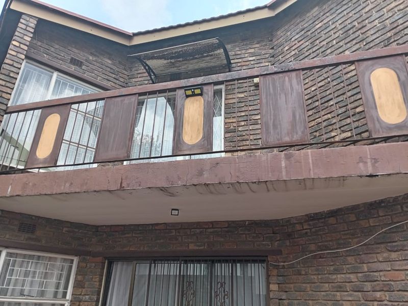 Townhouse For Sale in Florida - Photo 9