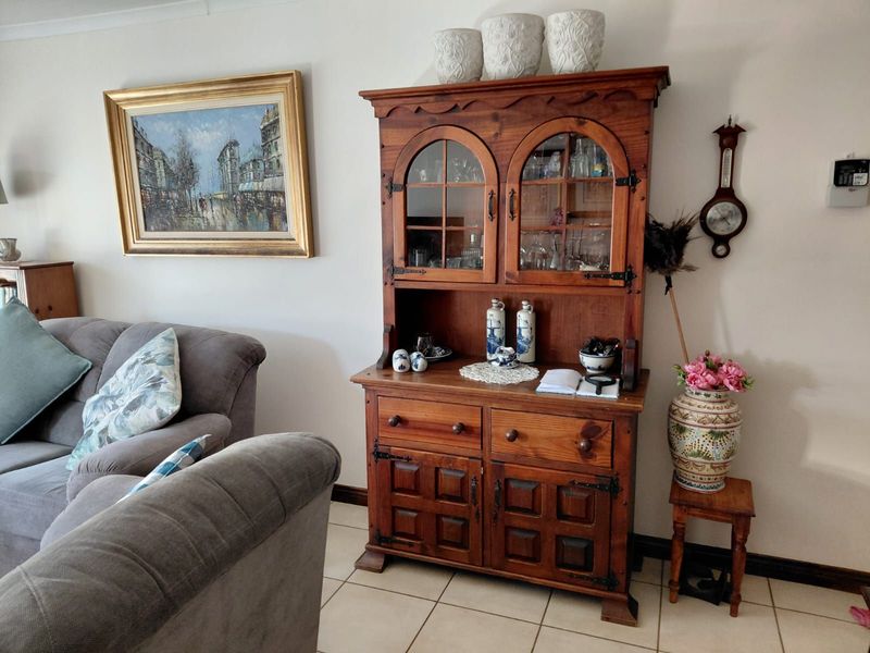 Townhouse For Sale in Homes Haven - Photo 7