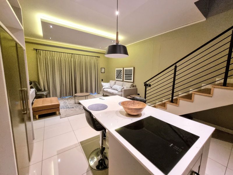 Townhouse For Sale in Hazelwood - Photo 6