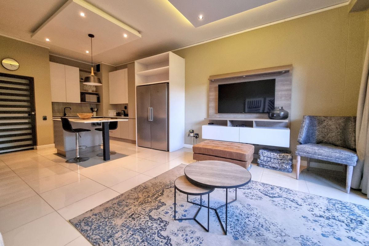 Townhouse For Sale in Hazelwood - Photo 3