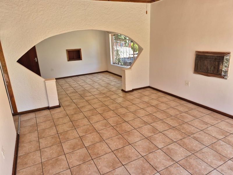 House For Sale in Kuruman Central - Photo 4