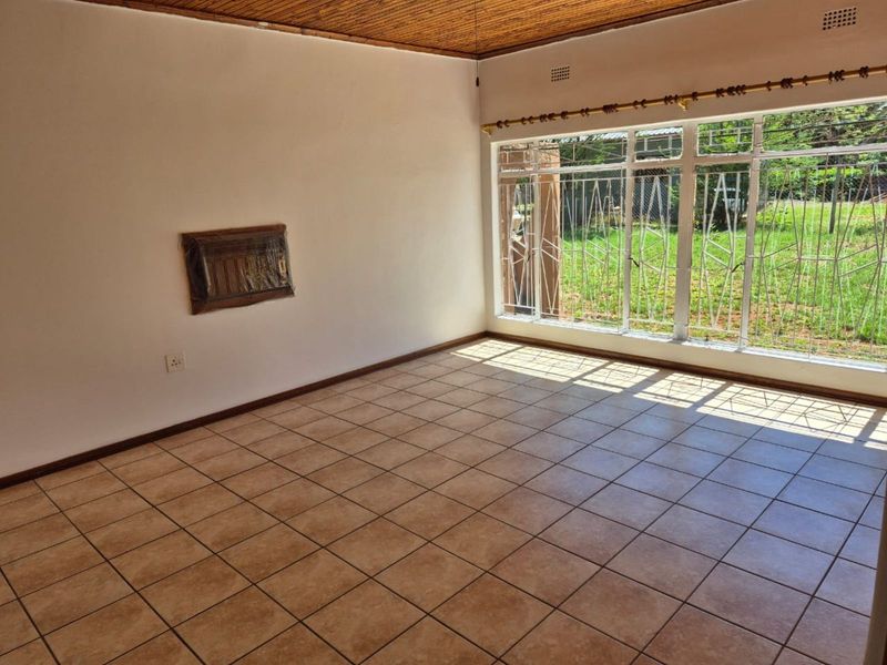 House For Sale in Kuruman Central - Photo 3