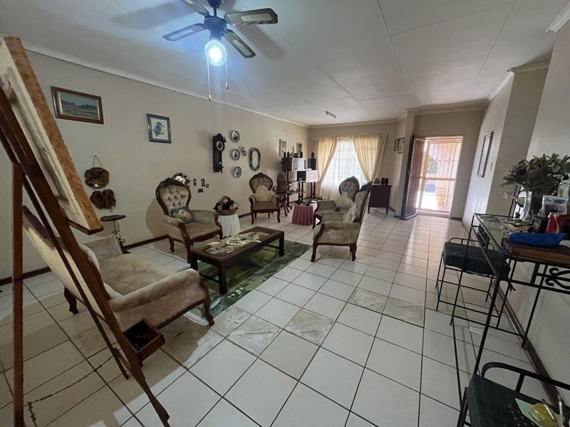 Townhouse For Sale in Mookgopong Central - Photo 4