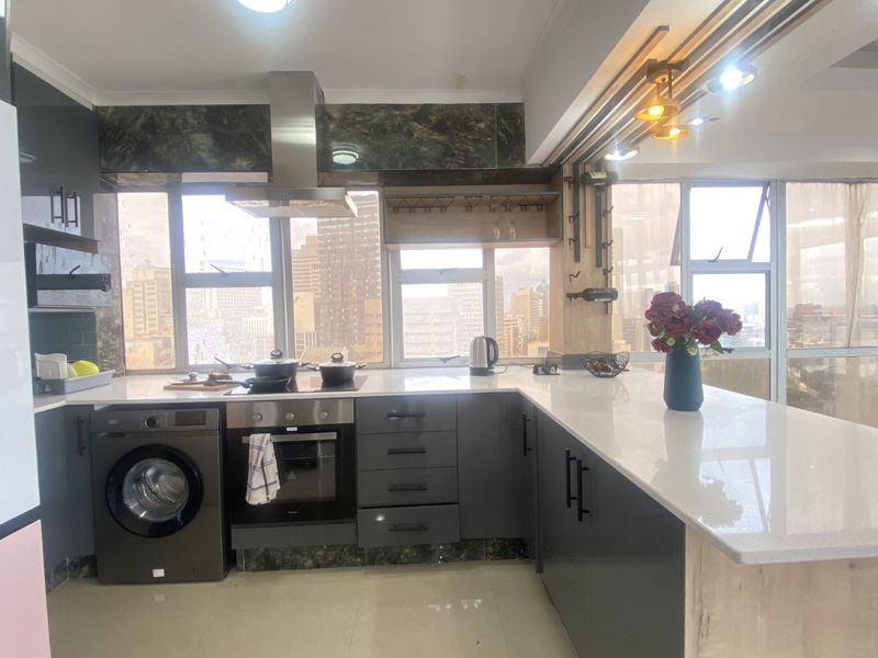 Apartment For Sale in Esplanade - Photo 3