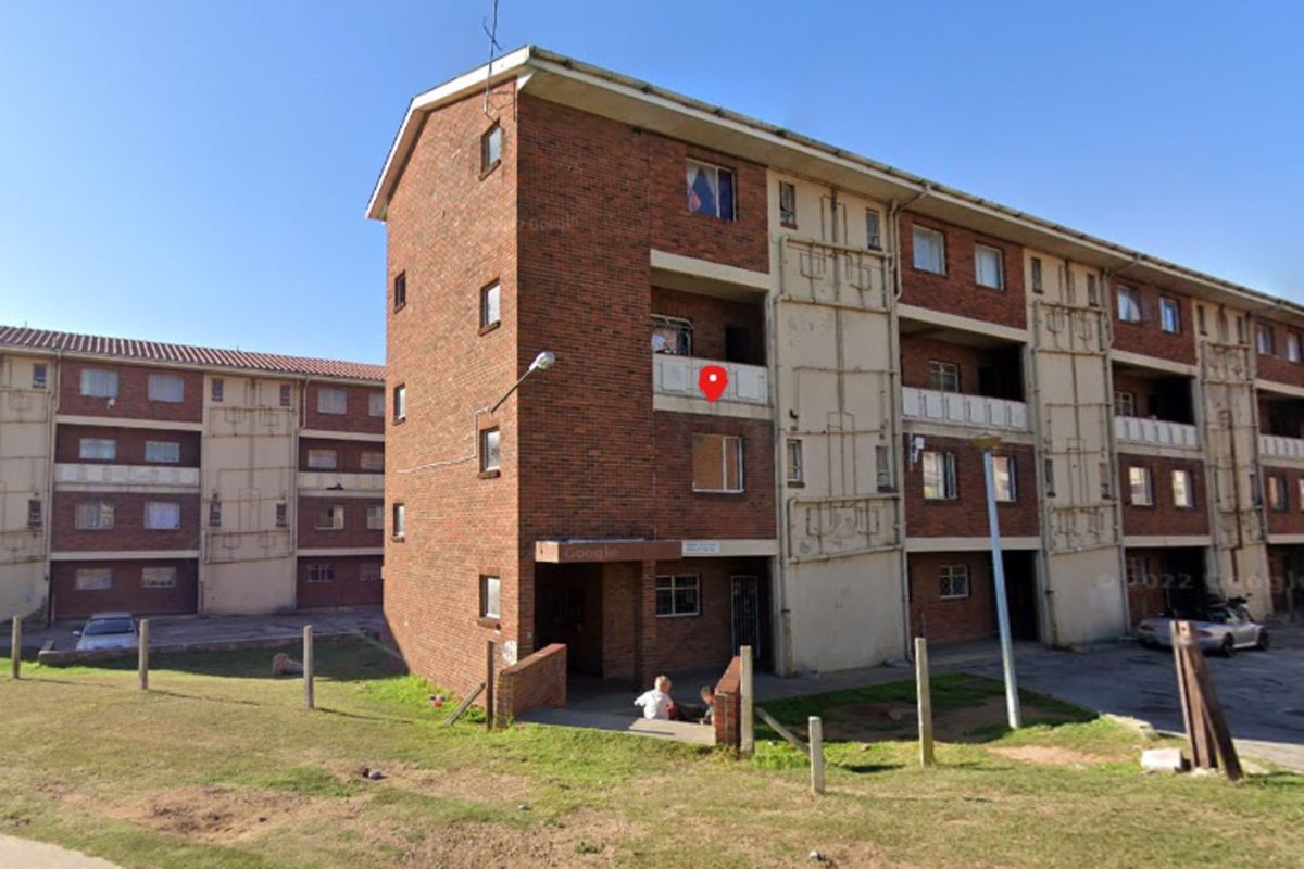 Apartment For Sale in Sidwell - Photo 3