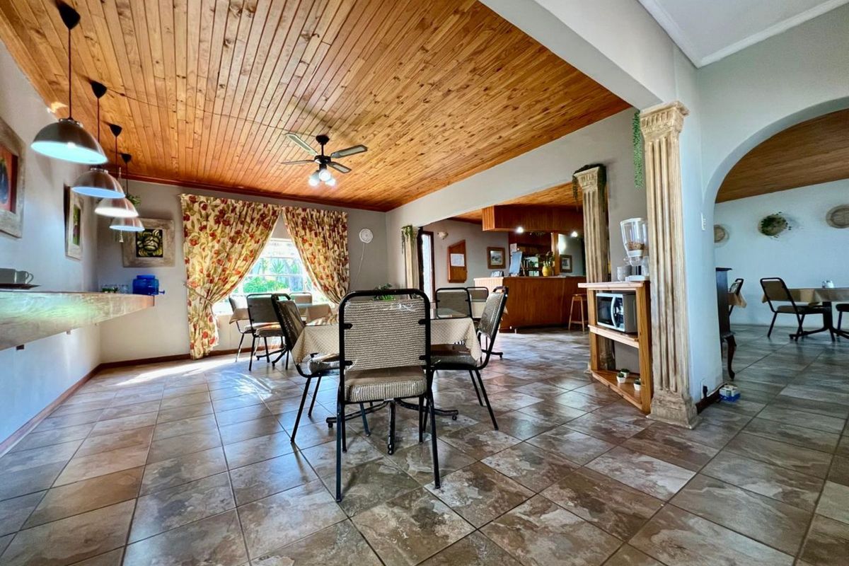 Guest House For Sale in Breyten Central - Photo 2