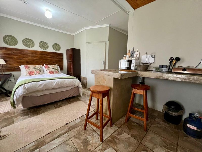 Guest House For Sale in Breyten Central - Photo 9