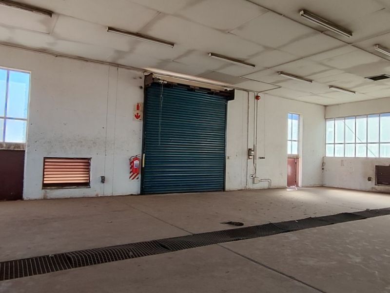 Industrial To Rent in Waltloo - Photo 4