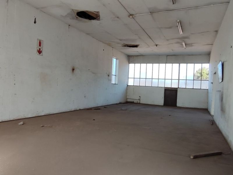Industrial To Rent in Waltloo - Photo 10