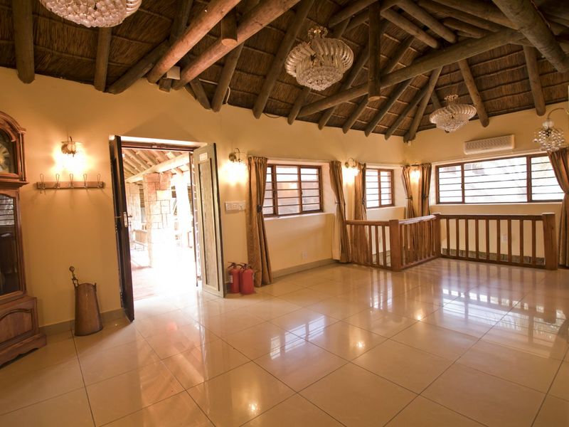 House For Sale in Menkenkop - Photo 5