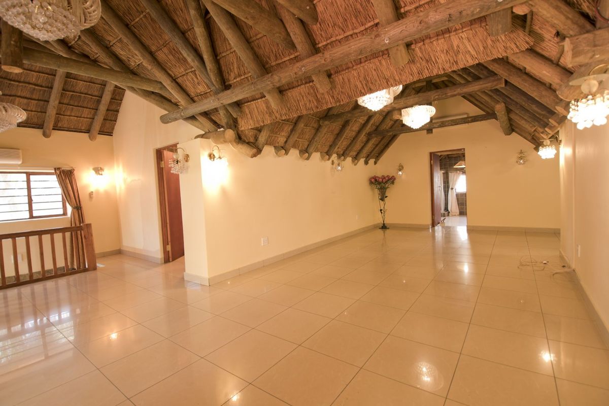 House For Sale in Menkenkop - Photo 4