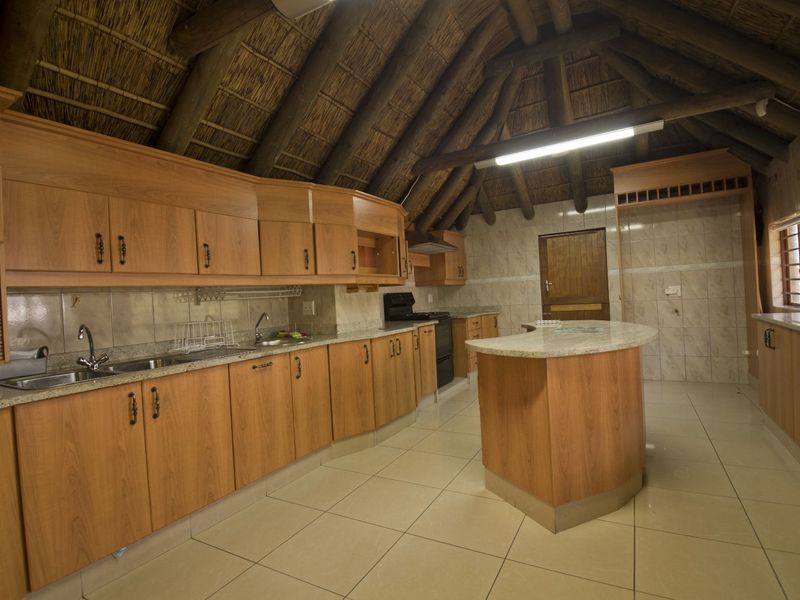 House For Sale in Menkenkop - Photo 8