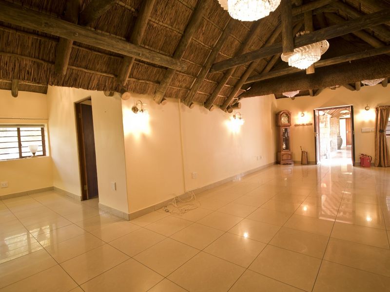 House For Sale in Menkenkop - Photo 6