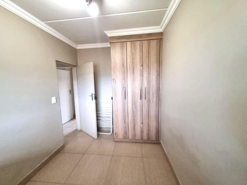 Townhouse For Sale in Pretoria West - Photo 9