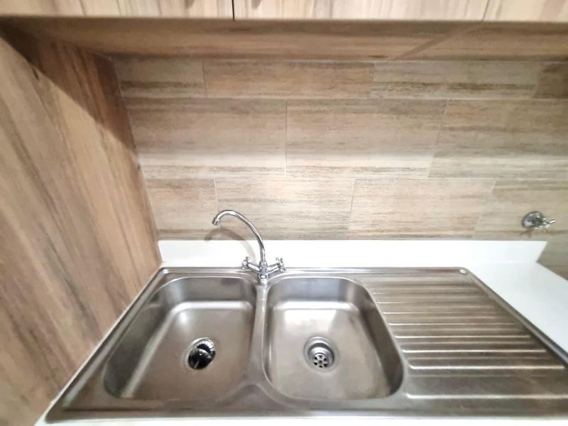 Townhouse For Sale in Pretoria West - Photo 5