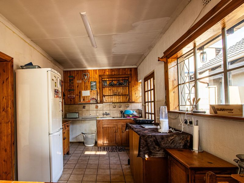 House For Sale in Sinoville - Photo 10