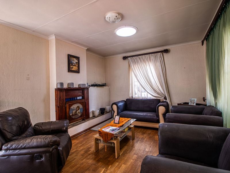 House For Sale in Sinoville - Photo 6