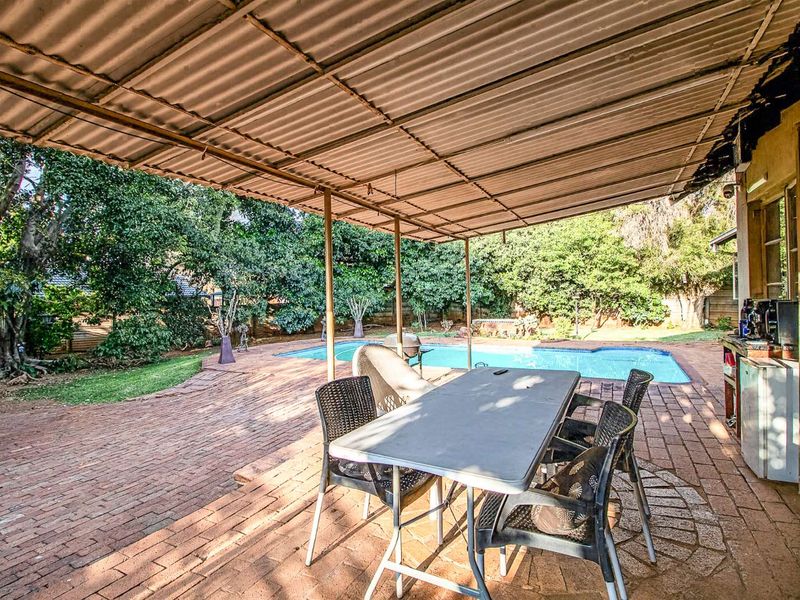 House For Sale in Sinoville - Photo 5