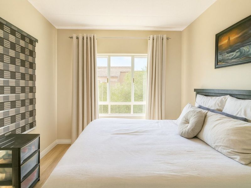 Apartment For Sale in Paulshof - Photo 8