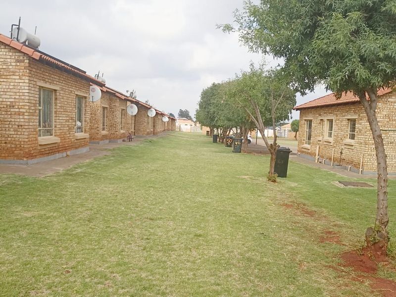 House For Sale in Dawn Park - Photo 8