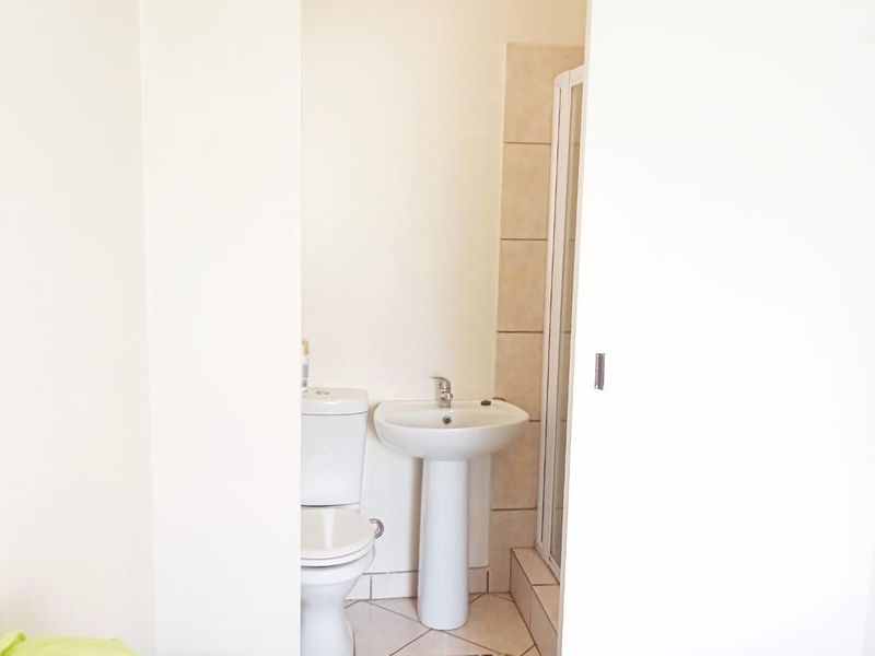 House For Sale in Dawn Park - Photo 3