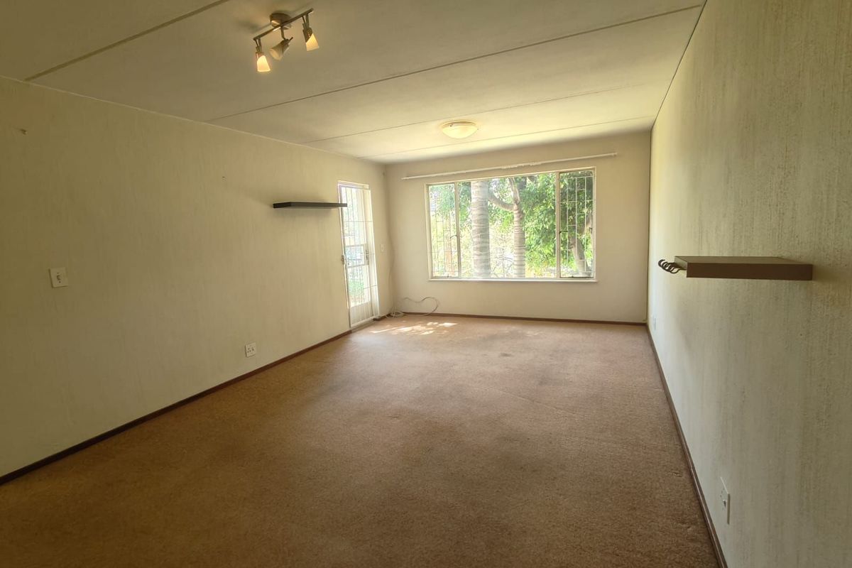 Apartment For Sale in Kensington B - Photo 3